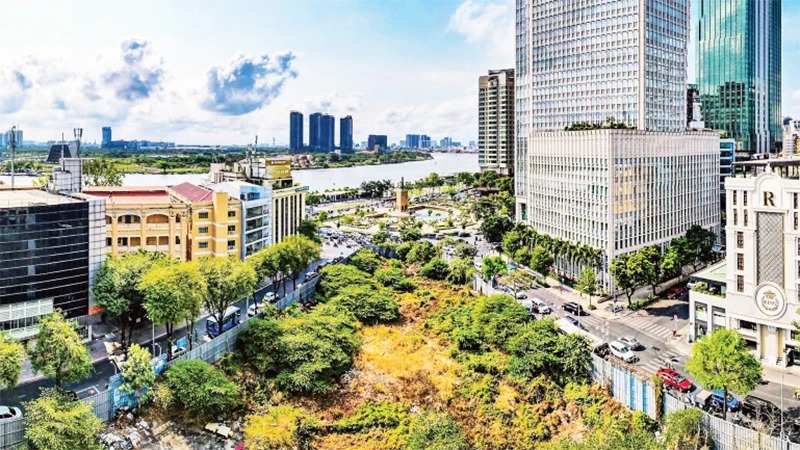 Khơi thông nguồn lực đất đai