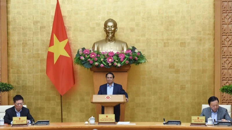 Tích cực tháo gỡ thể chế, hoàn thiện khung khổ pháp luật, tạo nguồn lực cho phát triển