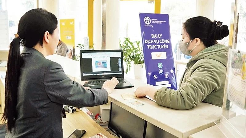 Thủ tướng: Thực hiện trực tuyến 100% thủ tục hành chính liên quan doanh nghiệp