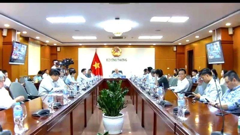 Thúc đẩy xúc tiến thương mại, khai thác hiệu quả các thị trường FTA cho dệt may, da giày