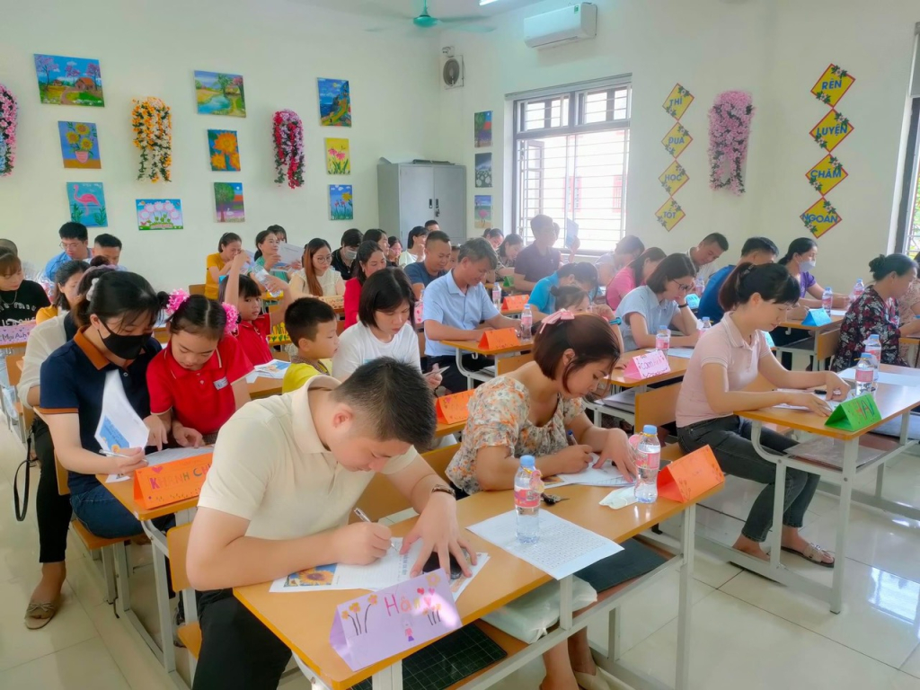 Họp phụ huynh học sinh – Cách làm hay ở Trường tiểu học Liên Nghĩa