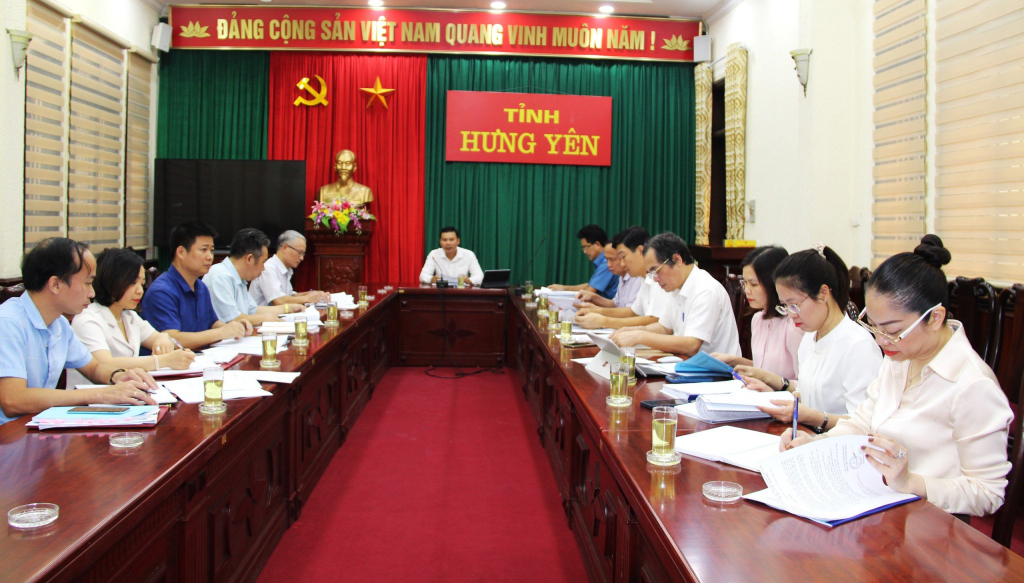 Họp Hội đồng thi nâng ngạch công chức, thăng hạng viên chức hành chính