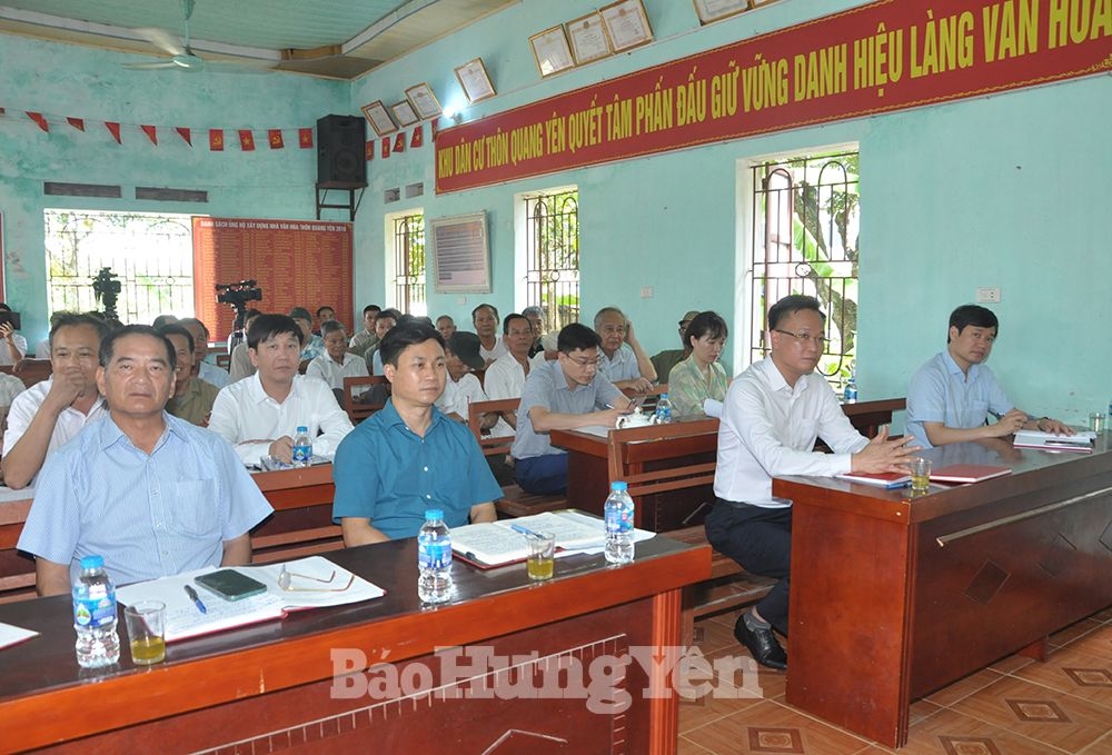 Đồng chí Bí thư Tỉnh ủy Nguyễn Hữu Nghĩa dự sinh hoạt Chi bộ thôn Quang Yên