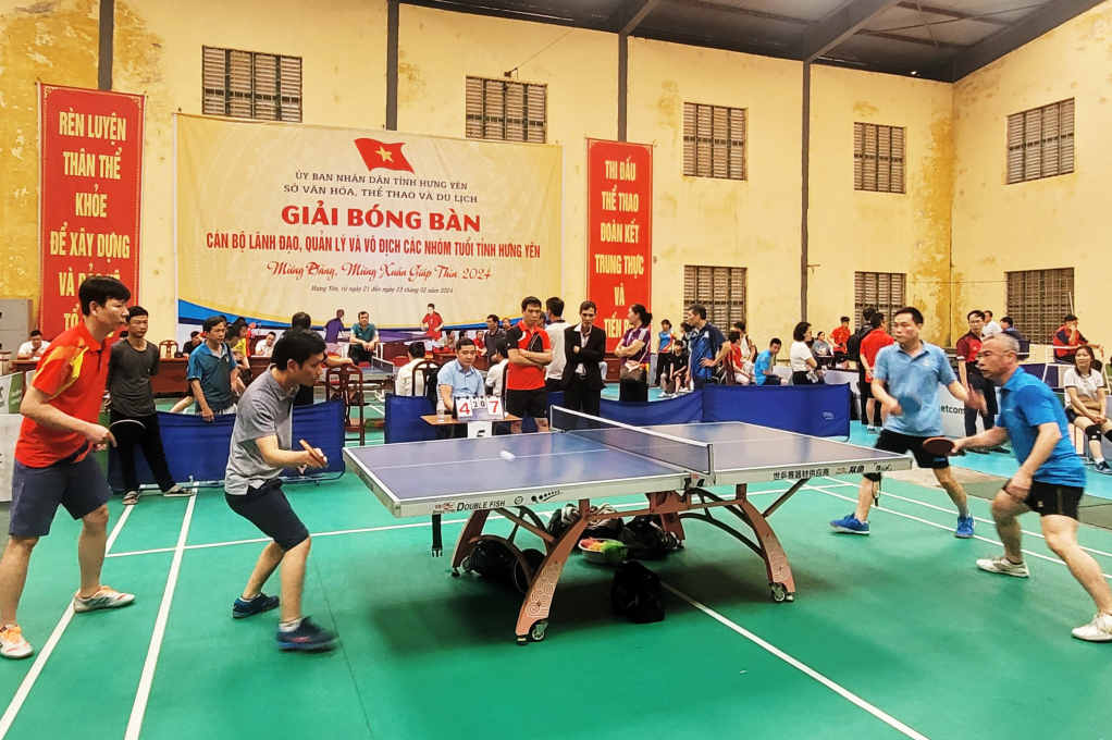 Một số hình ảnh tại Giải bóng bàn cán bộ lãnh đạo, quản lý và vô địch các nhóm tuổi tỉnh Hưng Yên năm 2024