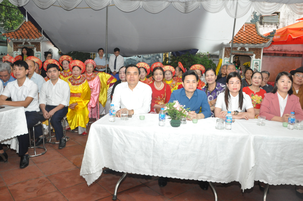 Khai mạc lễ hội truyền thống đền Bà Chúa Kho