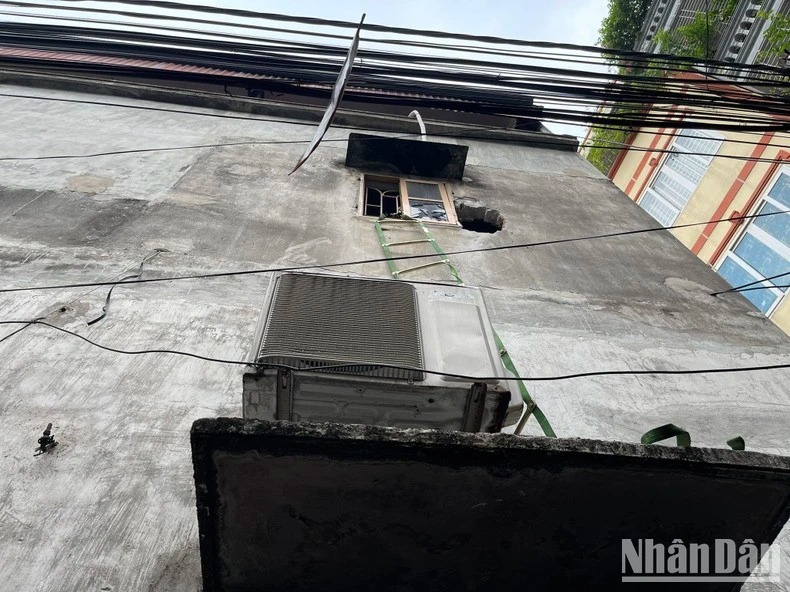 Thủ tướng Chính phủ gửi thư khen hành động dũng cảm cứu nạn nhân mắc kẹt trong đám cháy ở phố Trung Kính