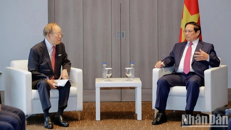 Thủ tướng Phạm Minh Chính tiếp lãnh đạo các tập đoàn lớn của Hàn Quốc