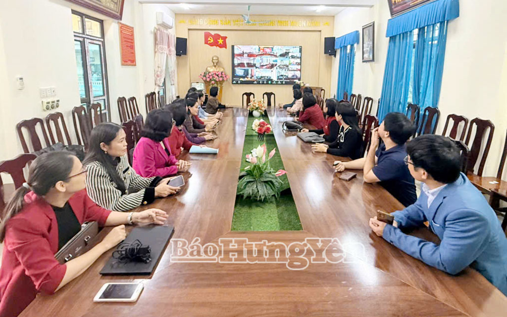 Xã Hoàng Hoa Thám: Tổ chức hội nghị trực tuyến thông tin về công tác chuẩn bị Đại hội XIV của Đảng và công tác bầu cử