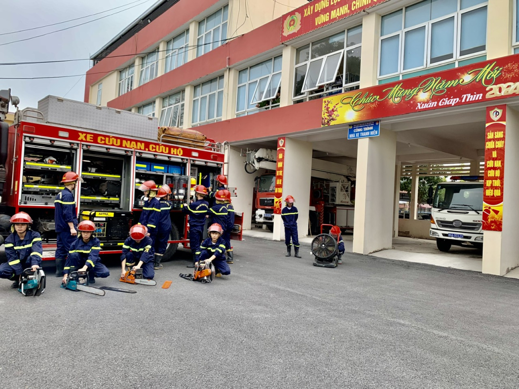 Đêm giao thừa của những người không ngủ