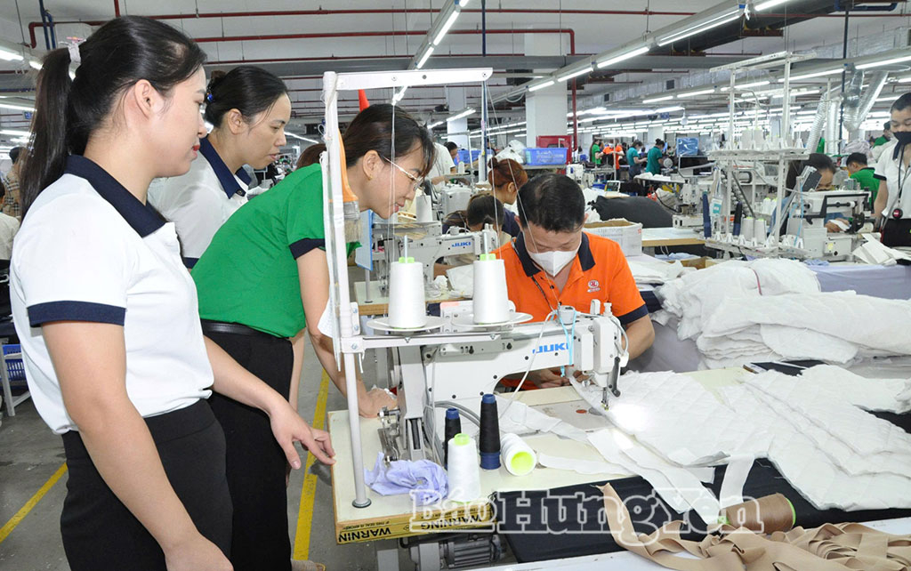 Thúc đẩy tinh thần thi đua yêu nước trong các doanh nghiệp