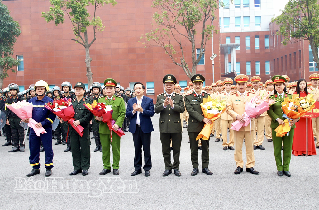 Công an tỉnh ra quân thực hiện cao điểm tấn công trấn áp tội phạm