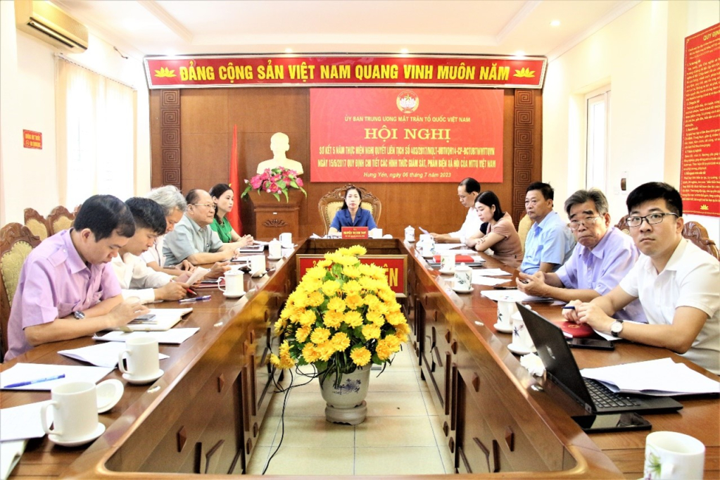 Sơ kết 5 năm thực hiện Nghị quyết liên tịch số 403 về giám sát, phản biện xã hội của MTTQ Việt Nam