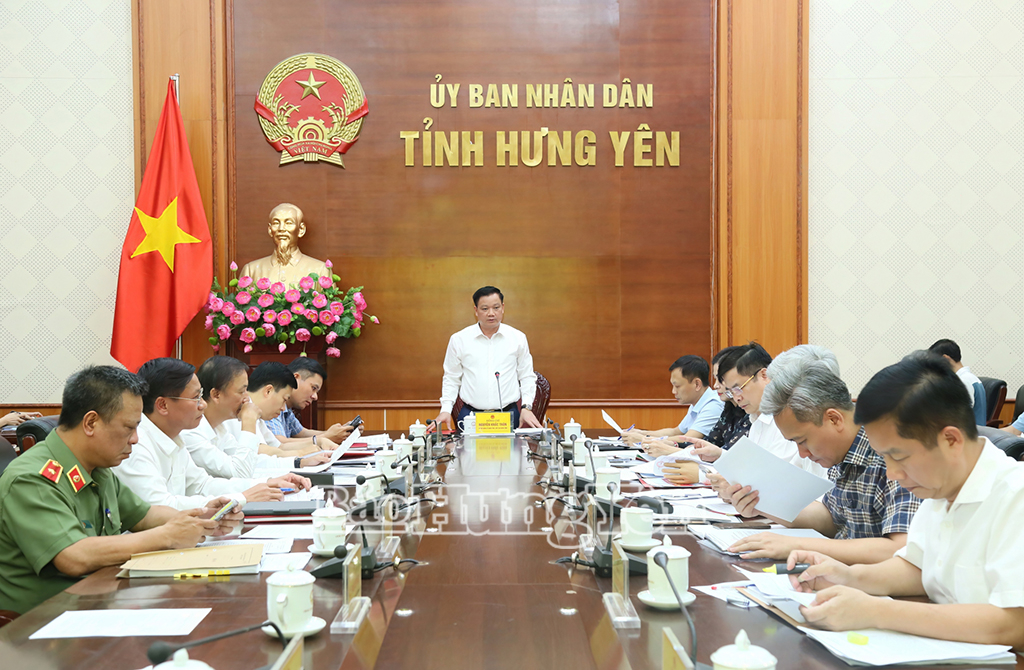 Chủ tịch UBND tỉnh Nguyễn Khắc Thận chủ trì hội nghị Ban Thường vụ Đảng uỷ UBND tỉnh