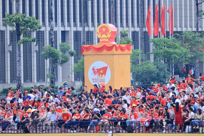 Không khí phấn khởi trước Lễ Sơ duyệt diễu binh, diễu hành 80 năm Quốc khánh