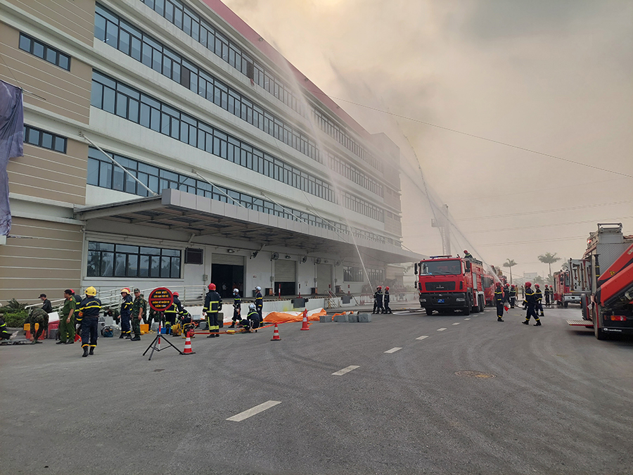 Tổng duyệt diễn tập phương án chữa cháy và cứu nạn, cứu hộ huy động nhiều lực lượng, phương tiện quy mô cấp tỉnh năm 2023