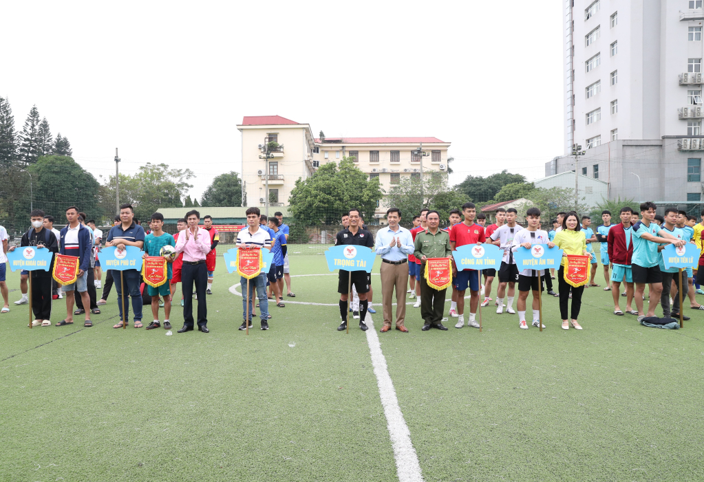 Khai mạc giải bóng đá nam tỉnh Hưng Yên năm 2023