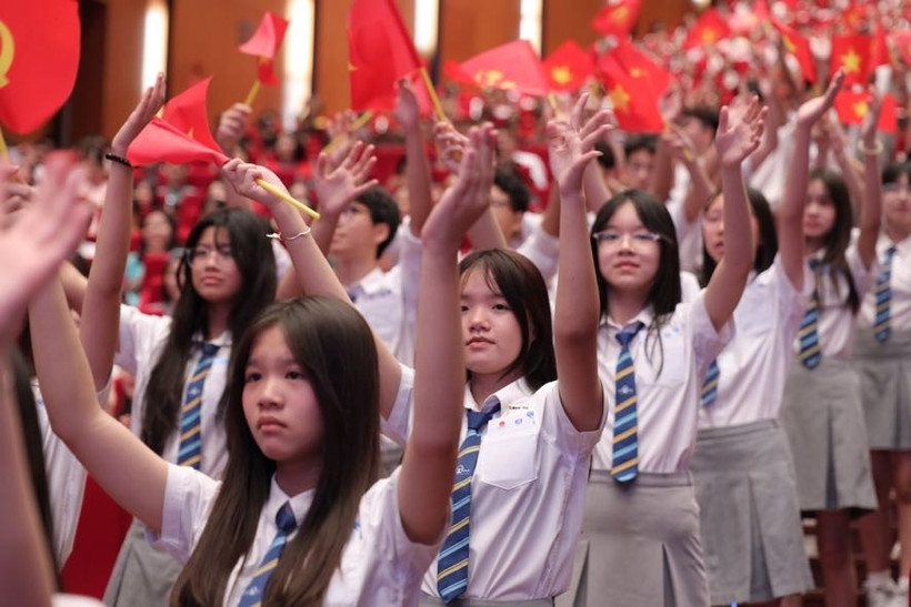 Ngành giáo dục khai giảng, bước vào năm học mới, thời kỳ mới