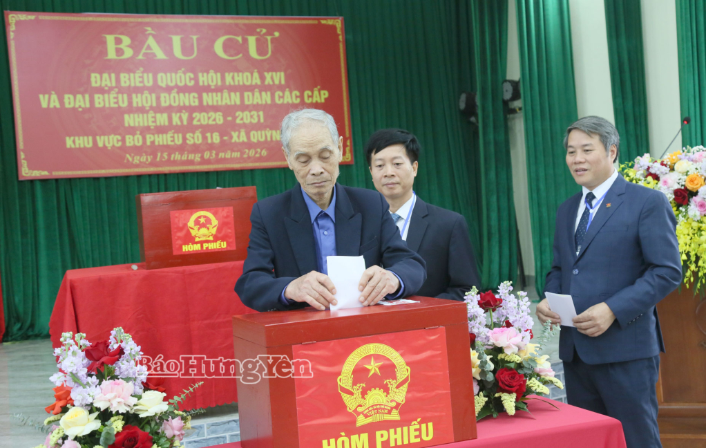 Đến 11 giờ 30 phút ngày 15/3, tỷ lệ cử tri đi bầu trung bình toàn tỉnh đạt 75,89%