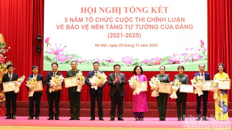 Hơn 1,5 triệu tác phẩm tham gia Cuộc thi chính luận về bảo vệ nền tảng tư tưởng của Đảng