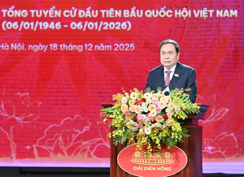 Trao Giải Diên Hồng lần thứ tư