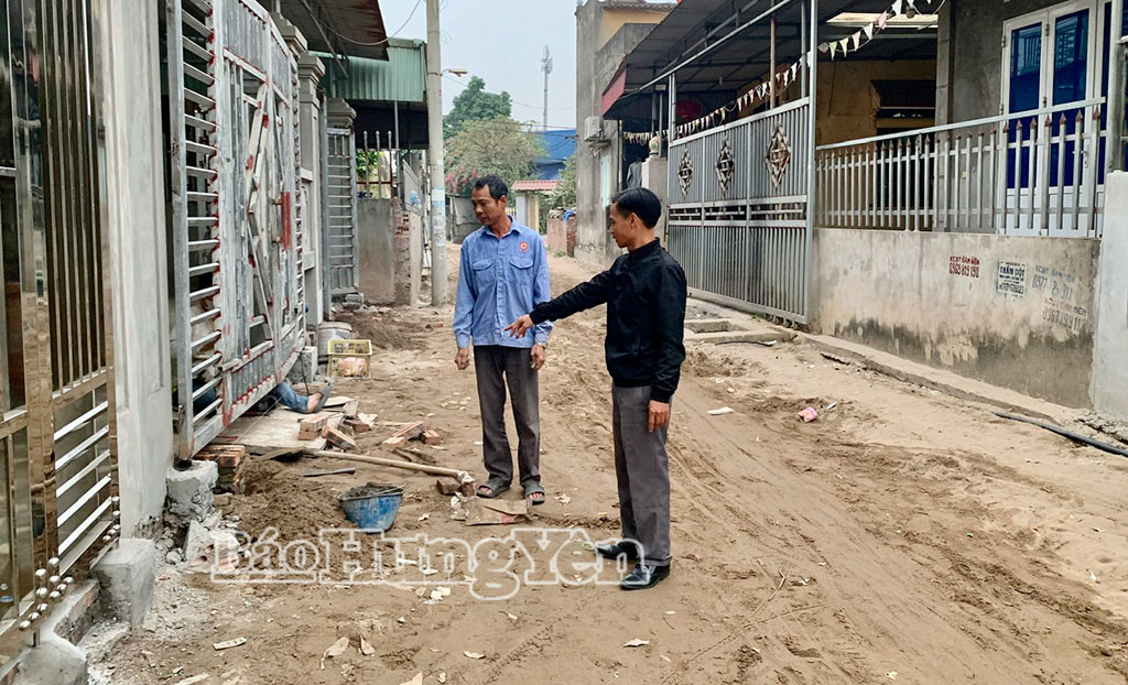 Phong trào hiến đất mở rộng đường giao thông ở xã Hoàn Long