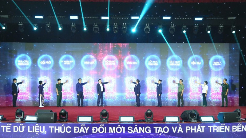 Hưng Yên đẩy mạnh phát triển hạ tầng dữ liệu, chuyển đổi số