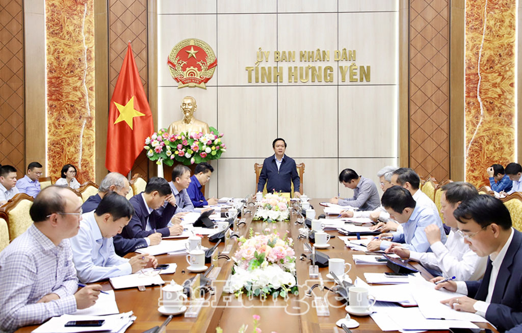 UBND tỉnh nghe báo cáo tình hình giải ngân vốn đầu tư công năm 2025