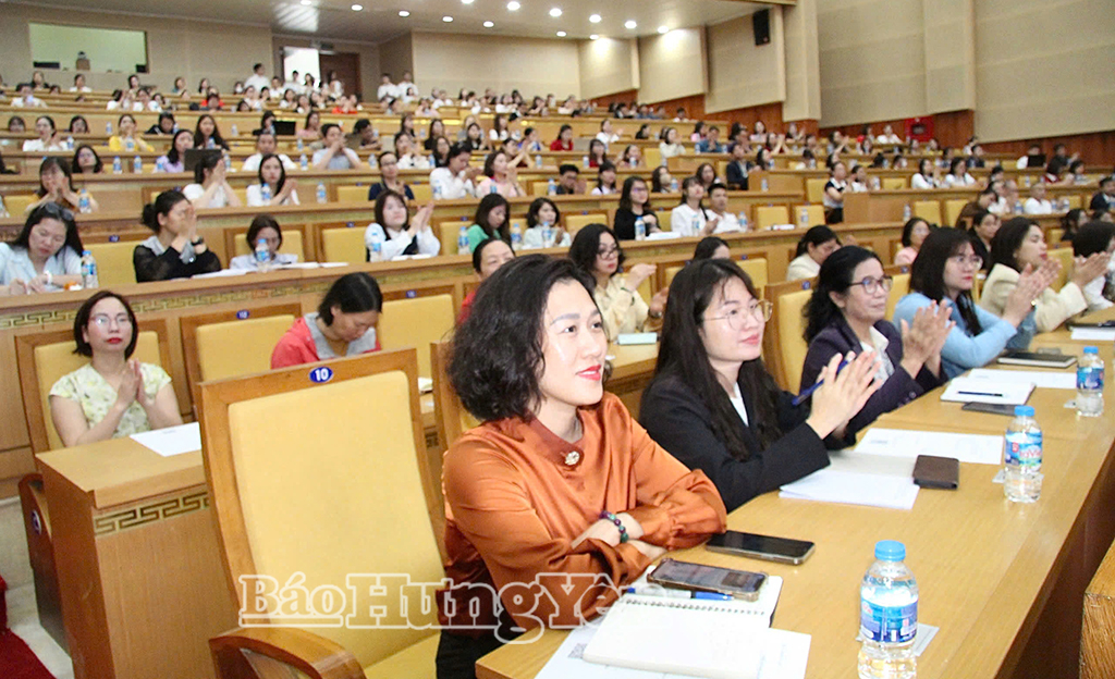 Giới thiệu chính sách thuế và đối thoại doanh nghiệp