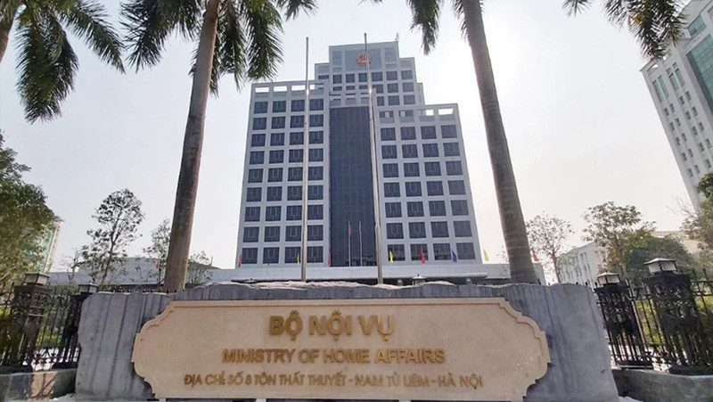 Sửa quy định về tiêu chuẩn chức danh, chức vụ công chức, viên chức lãnh đạo, quản lý