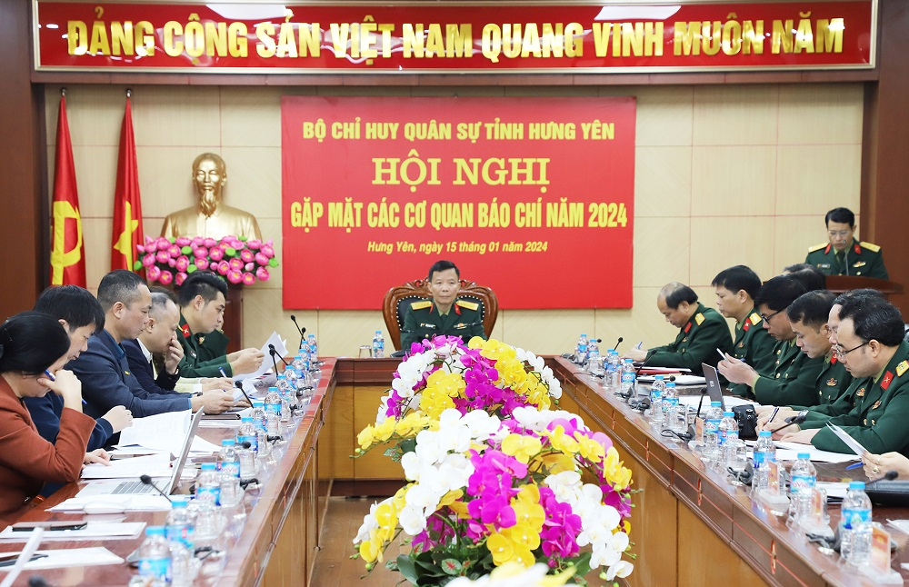 Bộ Chỉ huy Quân sự tỉnh gặp mặt các cơ quan báo chí năm 2024