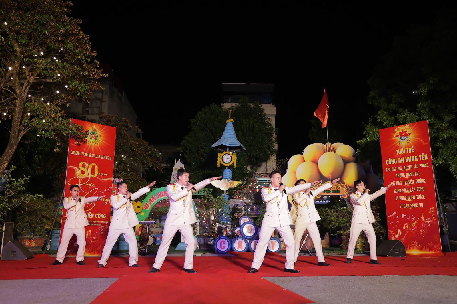Công an tỉnh Hưng Yên: Chương trình nghệ thuật “80 năm rực sáng những chiến công”