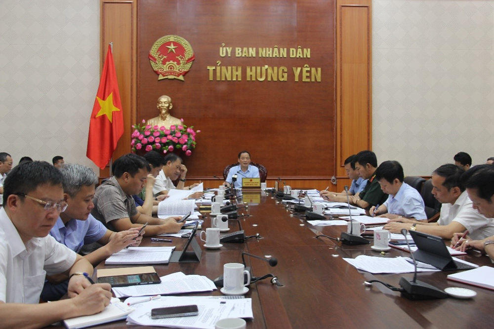 Chủ tịch UBND tỉnh Trần Quốc Văn chủ trì phiên họp của Ban Cán sự Đảng UBND tỉnh và các thành viên UBND tỉnh