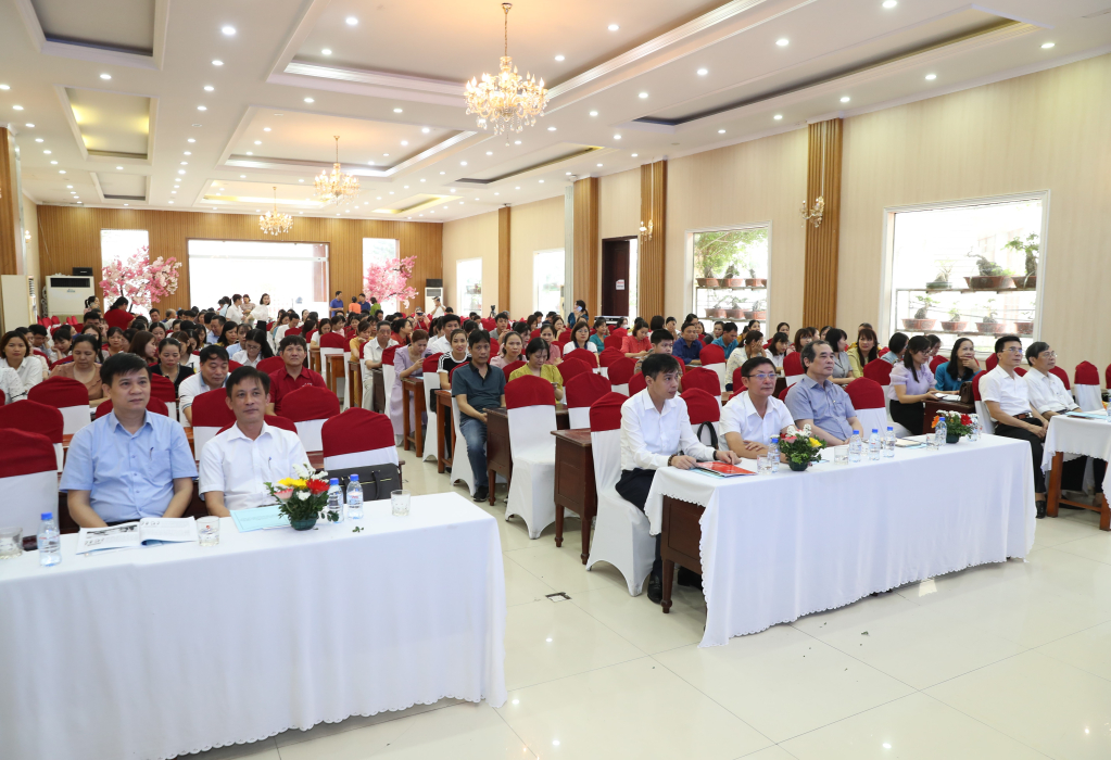 Tập huấn bồi dưỡng kiến thức về công tác phòng, chống bạo lực gia đình