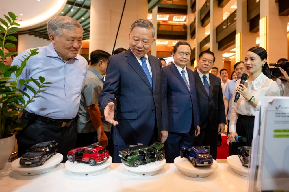 “Bộ tứ trụ cột” khơi thông mạch nguồn thể chế để hiện thực hóa khát vọng vươn mình của dân tộc