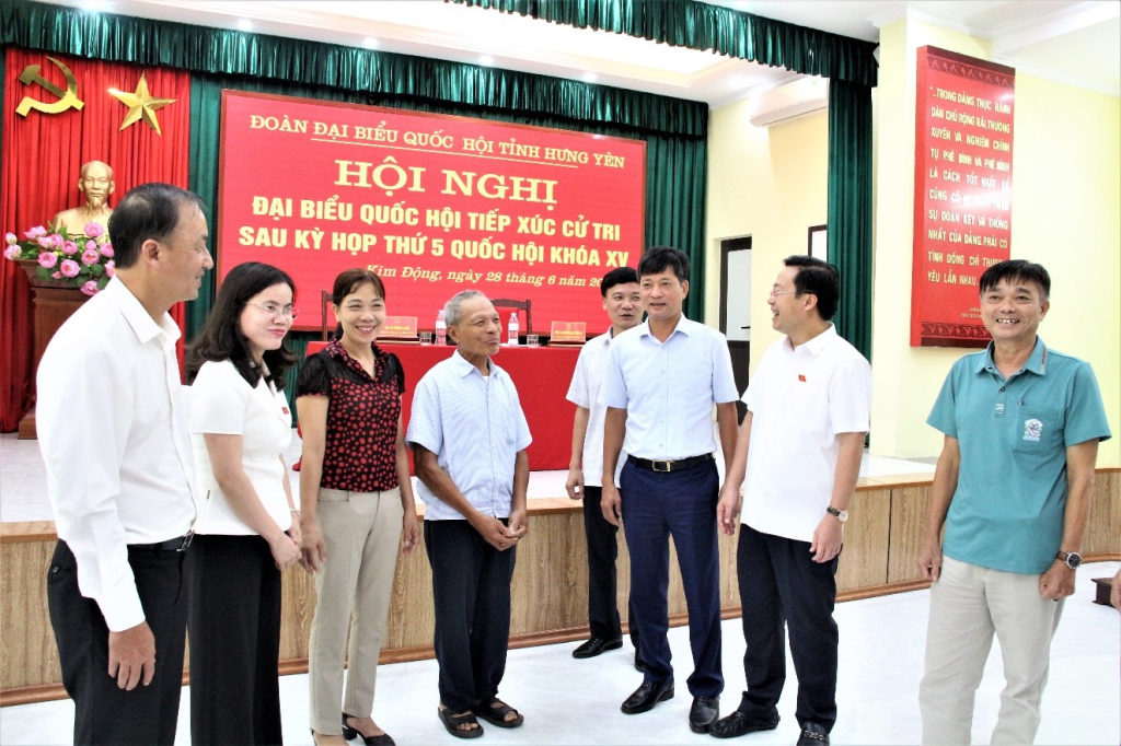 Đoàn đại biểu Quốc hội tỉnh tiếp xúc cử tri huyện Kim Động