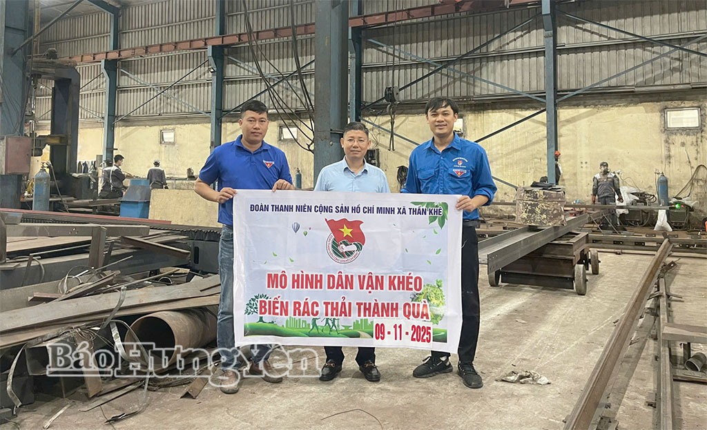 Biến rác thải thành quà