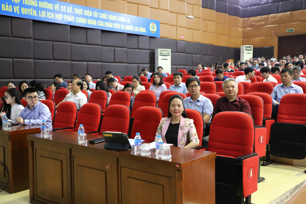 Tập huấn phổ biến, hướng dẫn nghiệp vụ công tác nội vụ