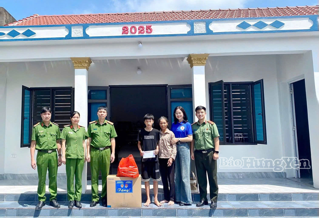 Tuổi trẻ Công an Hưng Yên xung kích, tình nguyện vì cuộc sống cộng đồng