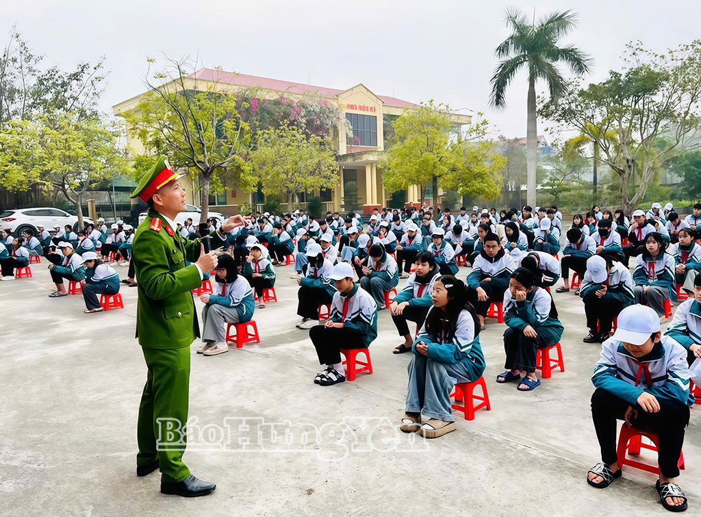 Tuyên truyền, phổ biến, giáo dục pháp luật cho học sinh