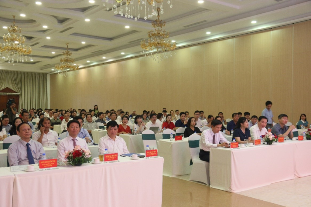 Tập huấn nâng cao nhận thức, năng lực lãnh đạo, quản lý văn học, nghệ thuật trong tình hình mới