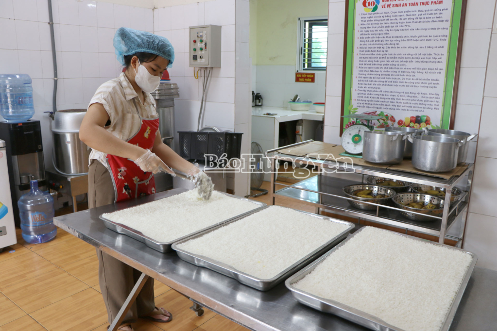 Các trường mầm non ở Vũ Quý bảo đảm chất lượng bữa ăn bán trú