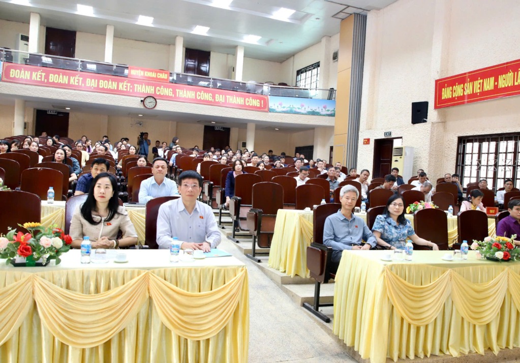 Đoàn đại biểu Quốc hội tỉnh tiếp xúc cử tri huyện Khoái Châu