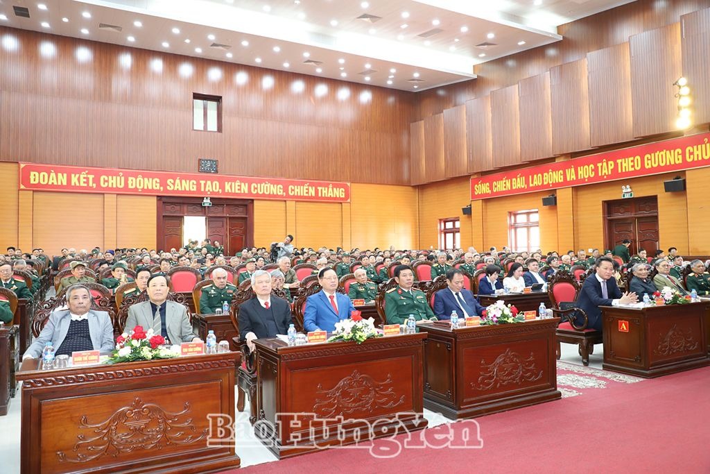 Gặp mặt cán bộ quân đội nghỉ hưu, nghỉ công tác trên địa bàn tỉnh