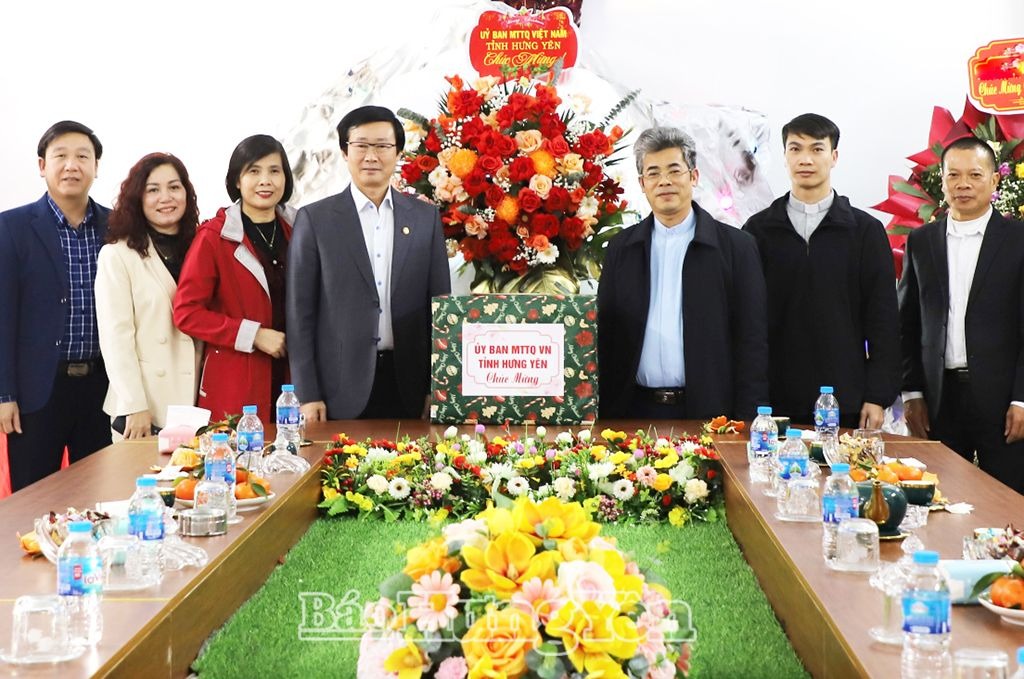 Thăm, chúc mừng Giáo xứ Cao Xá và Giáo xứ Sài Quất