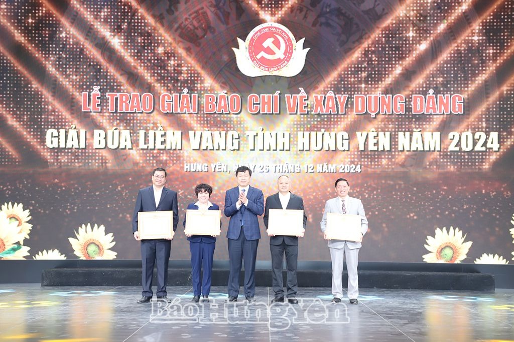 Lễ trao giải thưởng Giải báo chí về xây dựng Đảng (Giải Búa liềm vàng) tỉnh Hưng Yên năm 2024