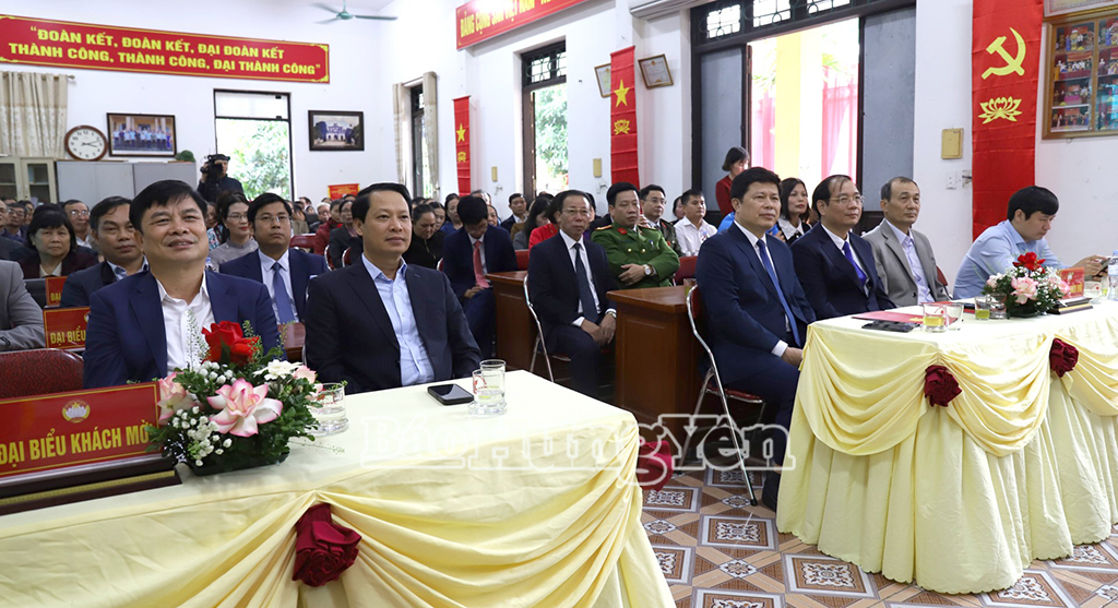 Đồng chí Phó Bí thư Thường trực Tỉnh ủy Trần Quốc Toản dự Ngày hội Đại đoàn kết toàn dân tộc tại khu dân cư An Thịnh