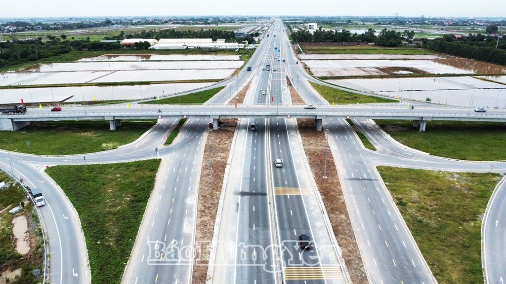 Đột phá trong phát triển hạ tầng giao thông