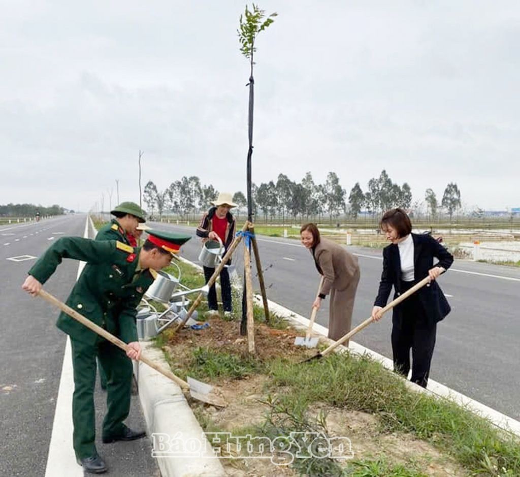 Mùa xuân là Tết trồng cây