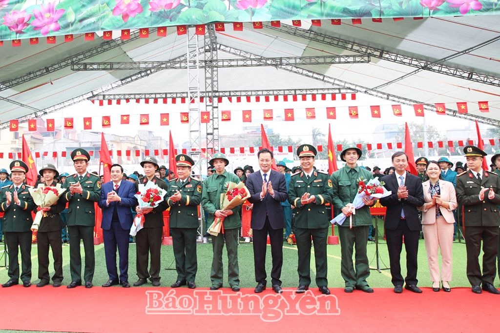 Hưng Yên: Tưng bừng ngày hội tòng quân năm 2025