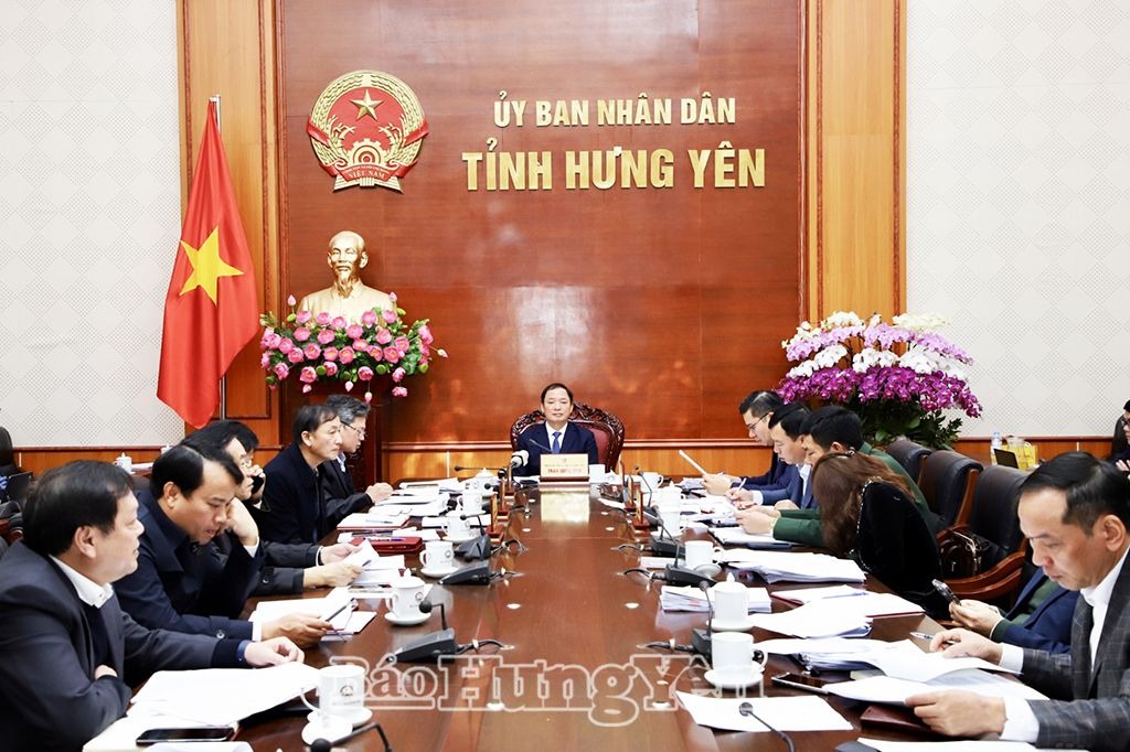 Họp Ban Chấp hành, Ban Thường vụ Đảng bộ UBND tỉnh và thành viên UBND tỉnh